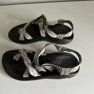 Chaco Z Volv 2 Nickel Size 8. Great condition